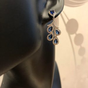 Korvakorut sinisillä korukivillä, BLUE