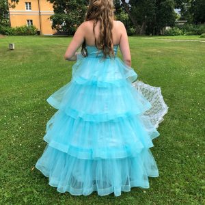 Sinivihreä vanhojentanssimekko kimalteilla, AQUA