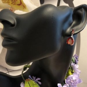 Korvakorut, viininpunaiset, WINERED