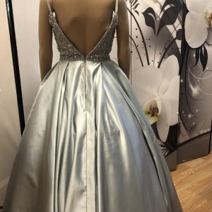 Vanhojentanssimekko, hopeanvärinen