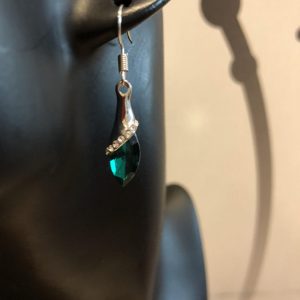 Korvakorut vihreillä korukivillä (GREEN)