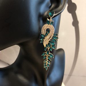 Korvakorut vihreillä korukivillä (GREEN)