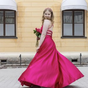 Vanhojentanssimekko, HOT PINK