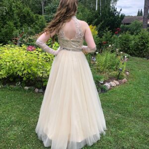 Vanhojentanssimekko, shampanja, koko38/40, vain tämä kpl ALE!