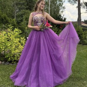 Vanhojentanssimekko, Lila, LILAC