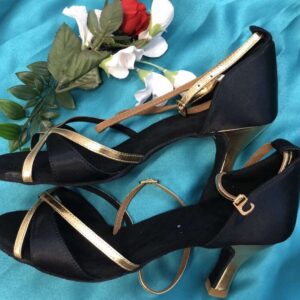 Tanssikengät, mustat