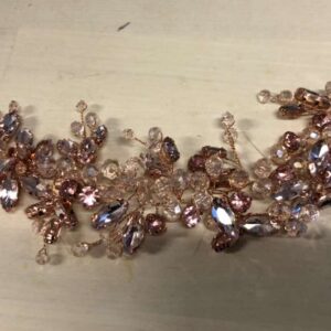 Vaaleanpunainen hiuskoriste, PINK